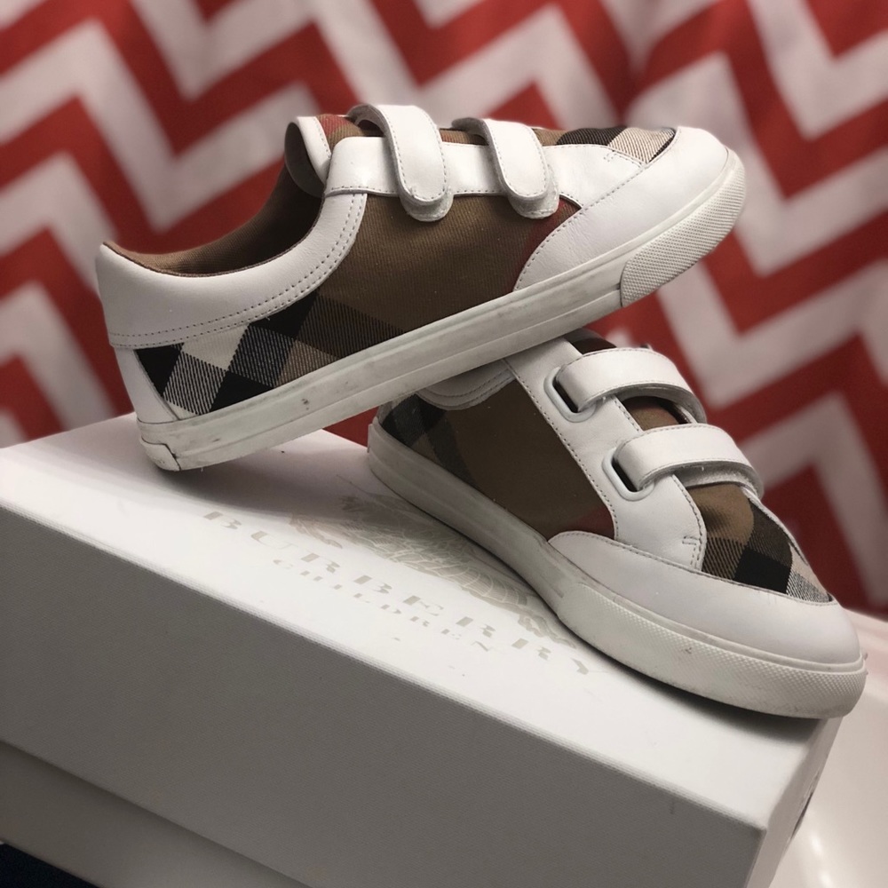 ✨Authentic✨ Burberry Shoes sz. 35 (kids)